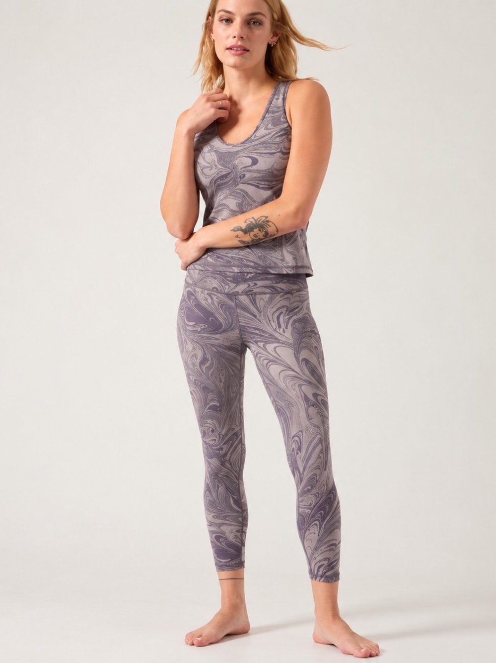 Athleta Transcend Marble Tank & 7/8 Leggings Matching Set M